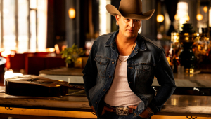 Image of Jon Pardi w/ Alexandra Kay